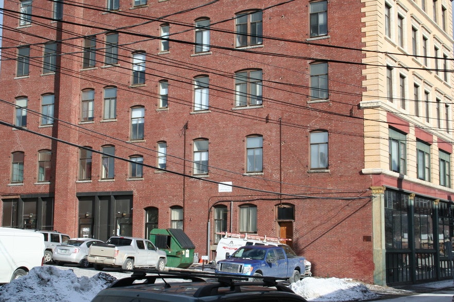 29-39 Main St, Nashua, NH for lease - Building Photo - Image 2 of 5