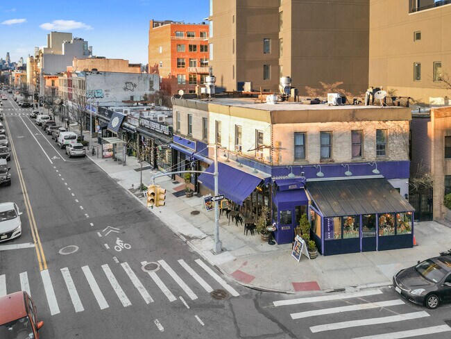 More details for 671-689 Washington Ave, Brooklyn, NY - Retail for Lease