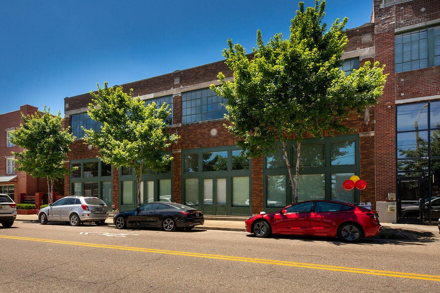 Printers Alley & Annex Lofts portfolio of 2 properties for sale on LoopNet.ca - Building Photo - Image 2 of 40