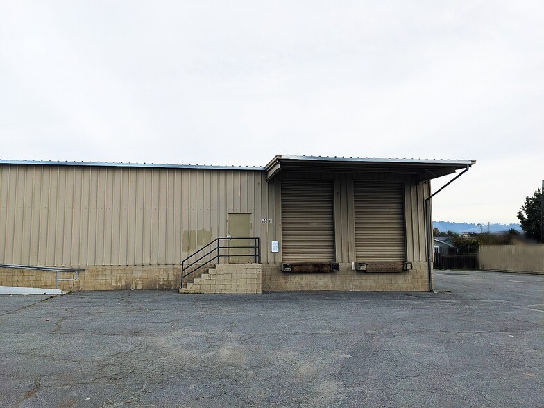 10-14 Blanca Ln, Watsonville, CA for lease - Building Photo - Image 2 of 6