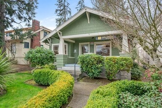 1852 Willamette St, Eugene, OR à louer Photo intérieure- Image 2 de 14