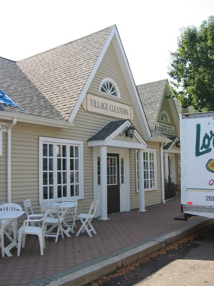 2-12 Elizabeth St, Bethel, CT for lease - Building Photo - Image 2 of 20