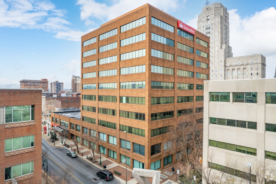 601 Penn St, Reading, PA for lease - Building Photo - Image 2 of 10