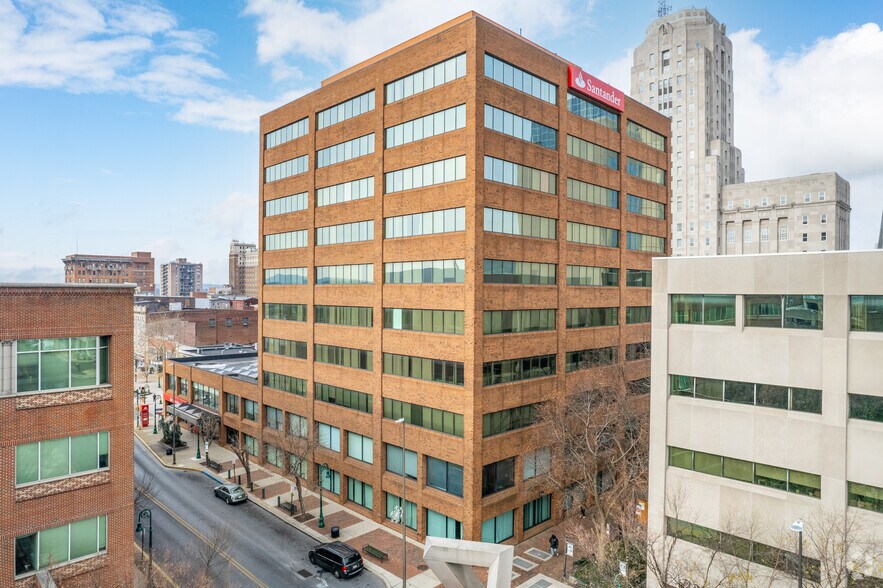 601 Penn St, Reading, PA à louer - Photo du bâtiment - Image 2 de 10