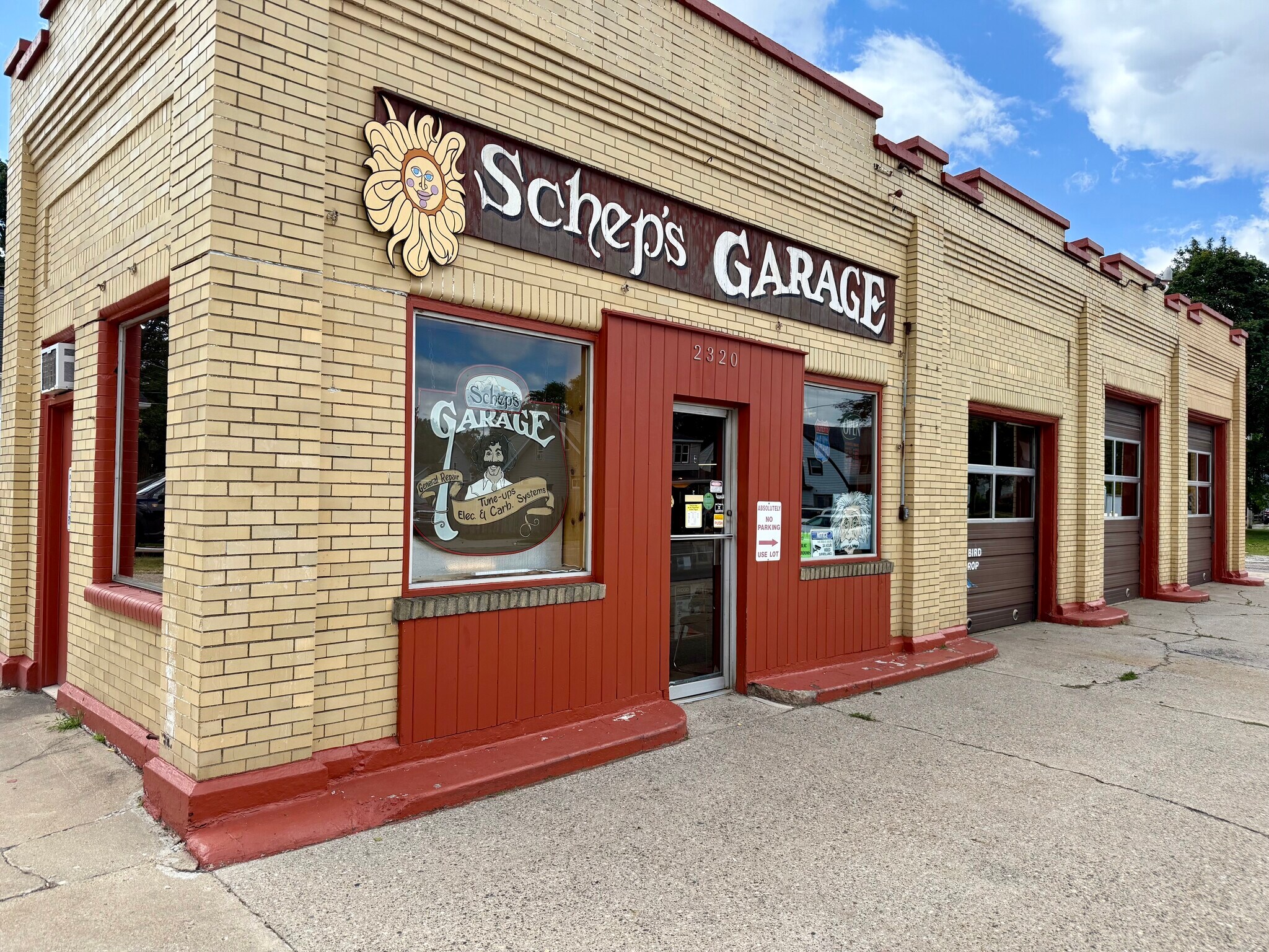 2320 E Saginaw St, Lansing, MI for sale Building Photo- Image 1 of 13