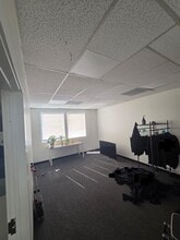 2301 W Lincoln Ave, Anaheim, CA for lease Interior Photo- Image 1 of 2
