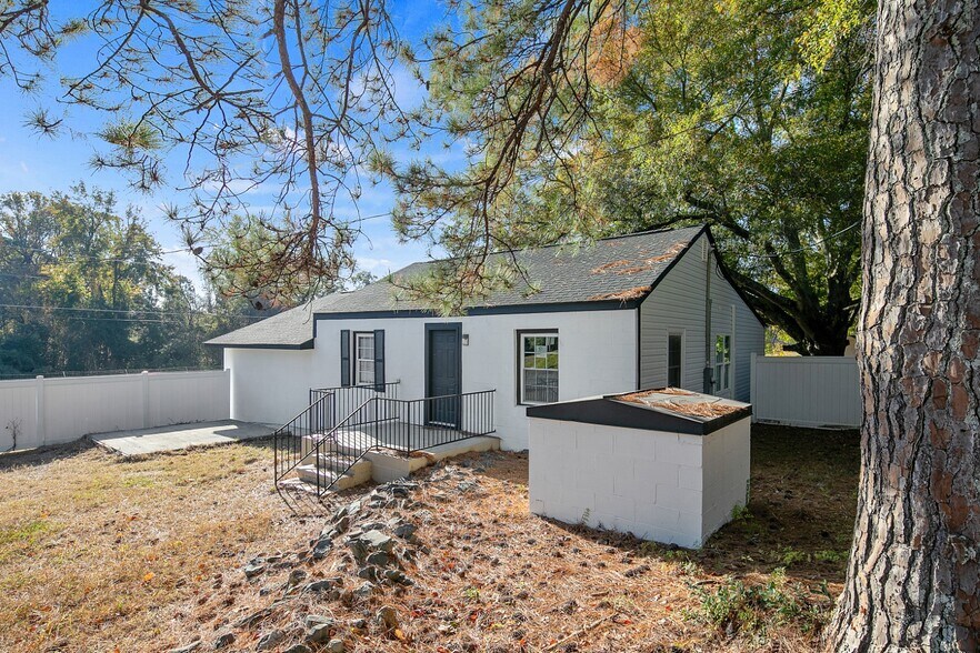 1500 Gillespie St, Fayetteville, NC à vendre - Photo du bâtiment - Image 2 de 40