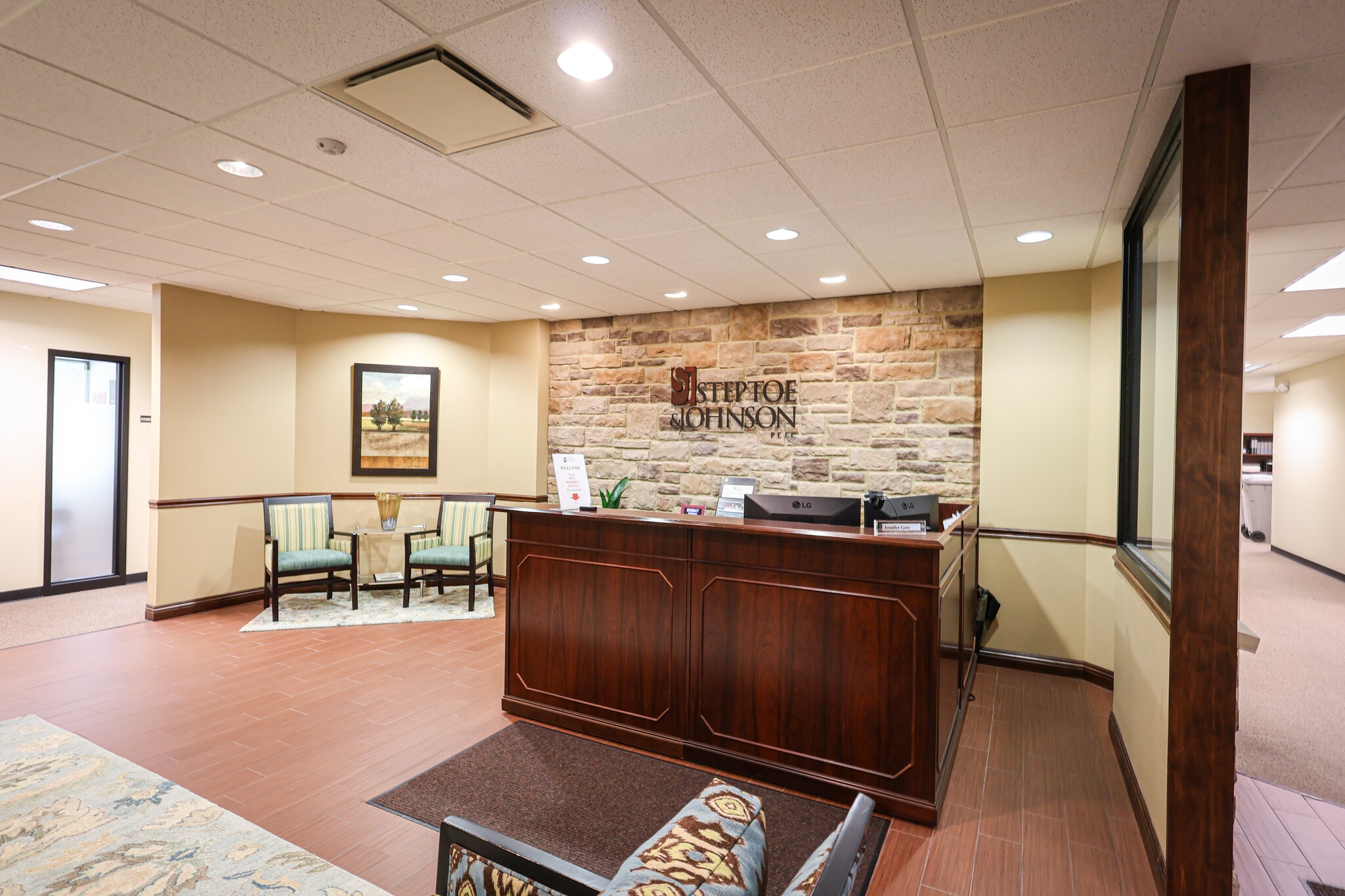 11 Grandview Cir, Canonsburg, PA for lease Interior Photo- Image 1 of 8