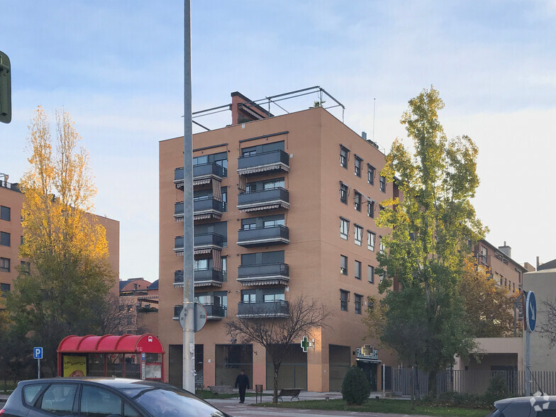 Avenida Libertad, Alcorcón, Madrid à louer - Photo du b timent - Image 3 de 3