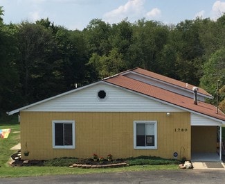 Plus de détails pour 1780 Maple Dr, Hermitage, PA - Commerce de détail à louer