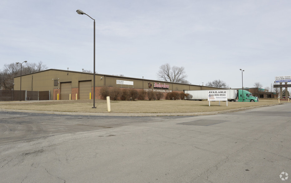 3140 S 28th St, Kansas City, KS for lease - Primary Photo - Image 1 of 4