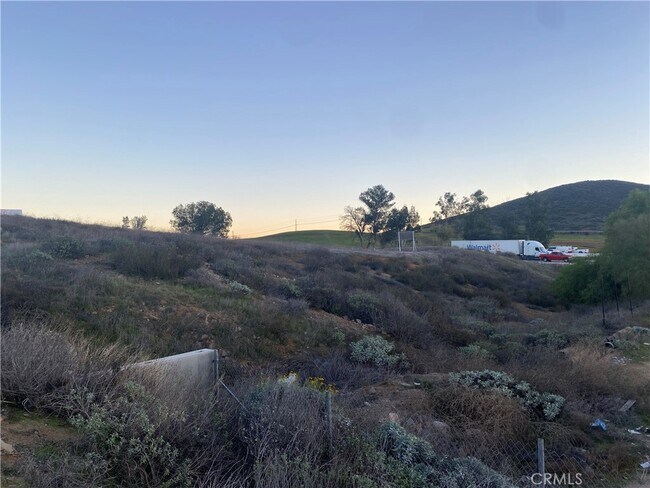 Plus de détails pour 0 Camino Del Norte, Lake Elsinore, CA - Terrain à vendre