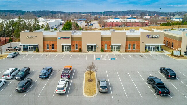Plus de détails pour 5945 Elementary Way, Ooltewah, TN - Bureau/Commerce de détail à louer