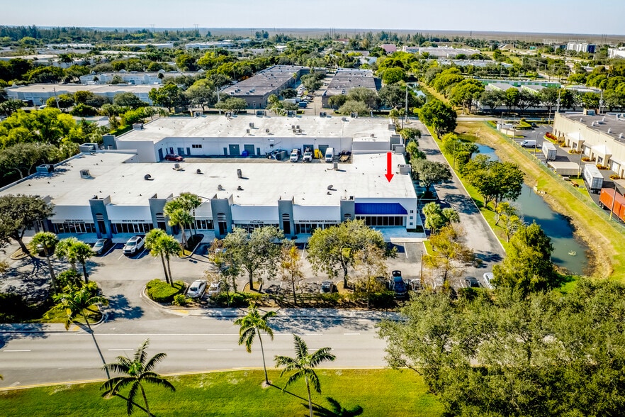 5367 N Nob Hill Rd, Sunrise, FL for lease - Building Photo - Image 3 of 27