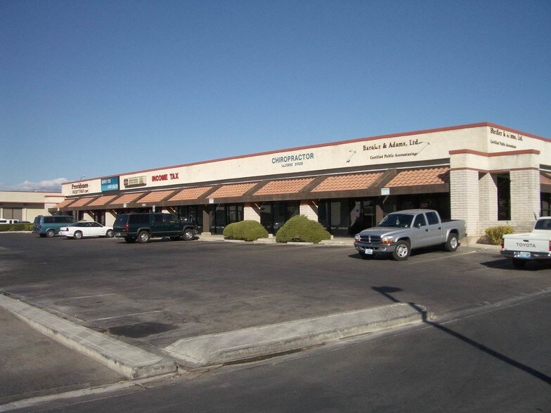 5920 W Flamingo Rd, Las Vegas, NV for lease - Building Photo - Image 3 of 9