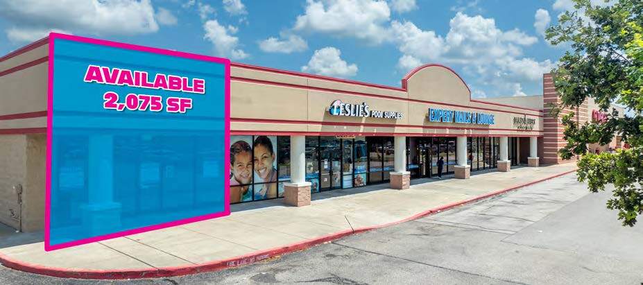 204 W Highway 332, Lake Jackson, TX à louer - Photo du bâtiment - Image 2 de 6