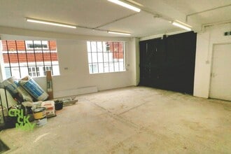 South Rd, Reigate for lease Interior Photo- Image 1 of 6