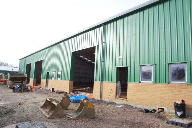 Plus de détails pour Tall Trees Estate, Bagendon - Industriel à louer