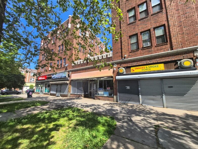 250-260 Farmington Ave, Hartford, CT à louer - Photo principale - Image 1 de 1