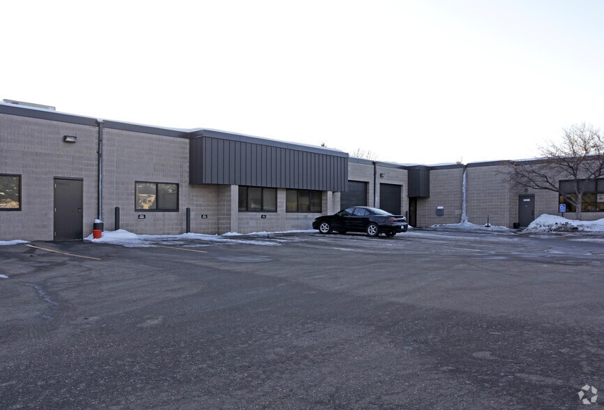 1545-1551 Livingston Ave, Saint Paul, MN à louer - Photo du bâtiment - Image 3 de 3