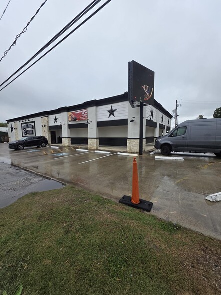 3625 TX Hwy 146, Bacliff, TX for sale - Building Photo - Image 2 of 9