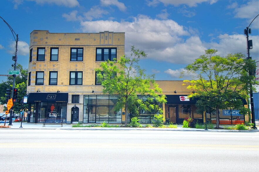 3751-3759 N Western Ave, Chicago, IL à vendre - Photo du bâtiment - Image 2 de 21