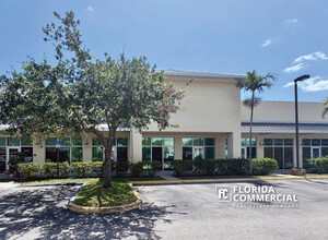 4221-4249 SE Federal Hwy, Stuart, FL for lease Building Photo- Image 1 of 10