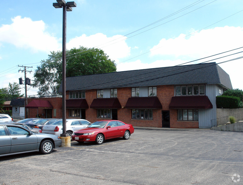 830 W Northwest Hwy, Palatine, IL for sale - Primary Photo - Image 1 of 1