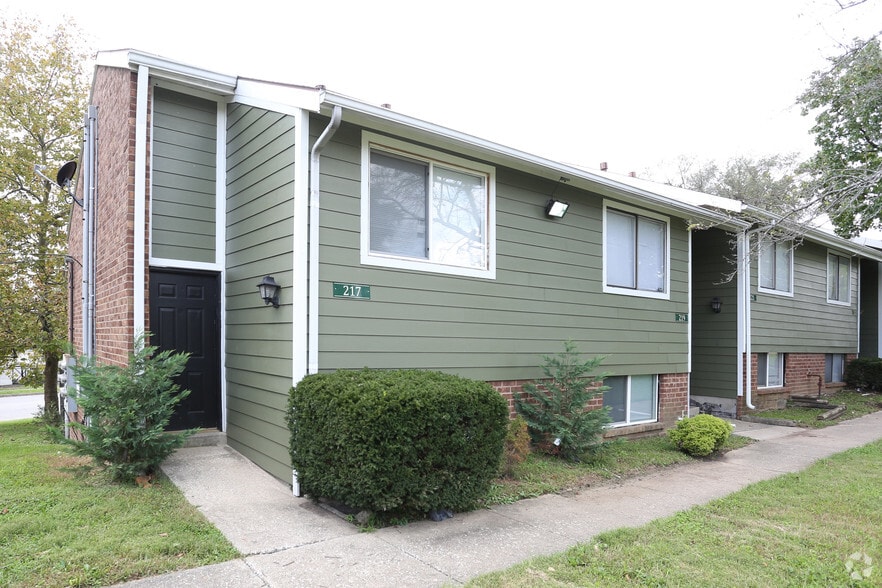 Lexington Portfolio portfolio of 4 properties for sale on LoopNet.ca - Building Photo - Image 3 of 35