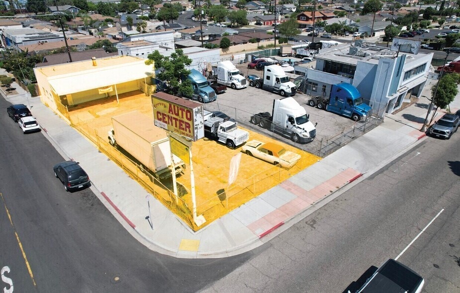 3061 Long Beach Blvd, Long Beach, CA à vendre - Photo du bâtiment - Image 1 de 15