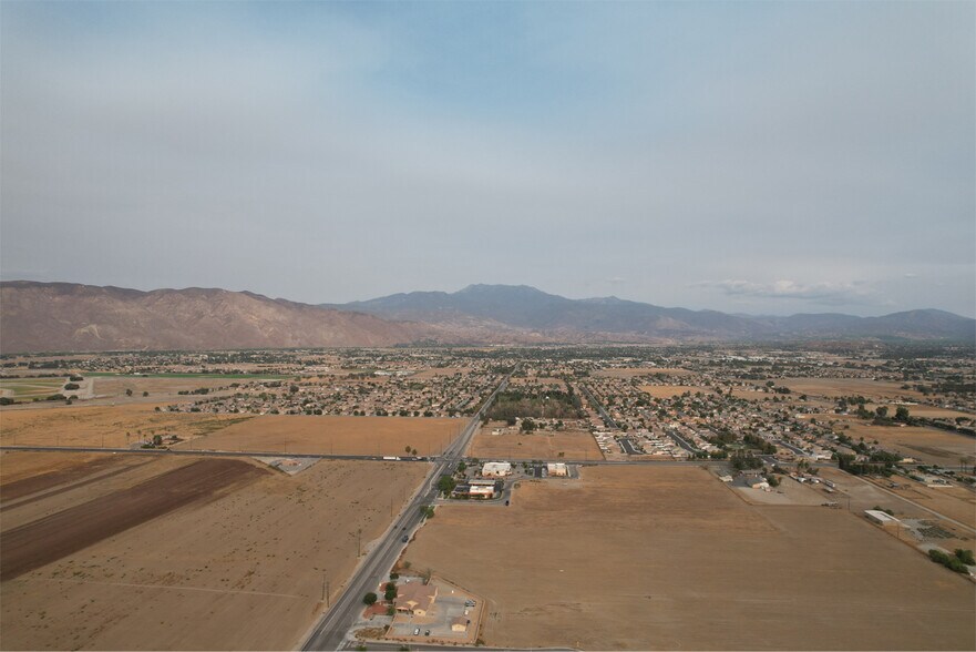 SWC S Sanderson Ave & Cottonwood Ave, San Jacinto, CA à vendre - Aérien - Image 2 de 2