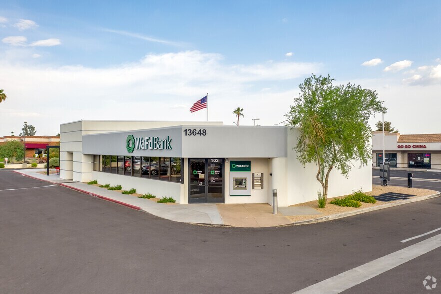 13636 N Tatum Blvd, Phoenix, AZ à louer - Photo du bâtiment - Image 2 de 4