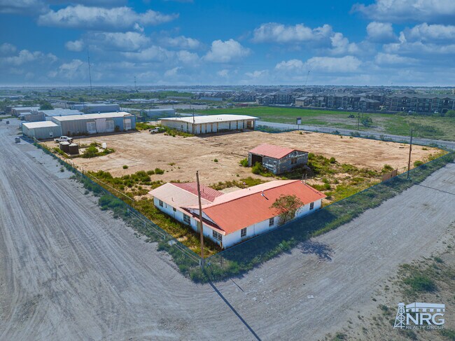 Plus de détails pour 1503 E Taylor Ave, Midland, TX - Industriel à vendre