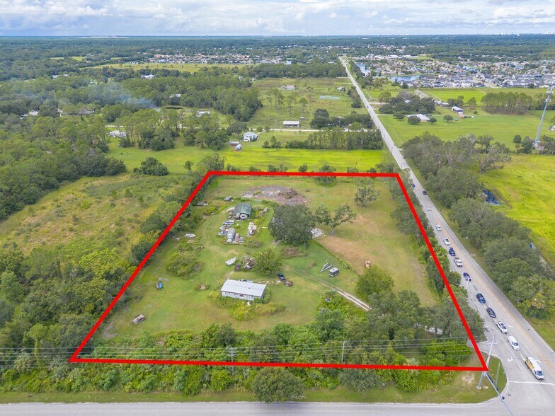 652 Airport Rd, New Smyrna Beach, FL à vendre - Aérien - Image 2 de 7