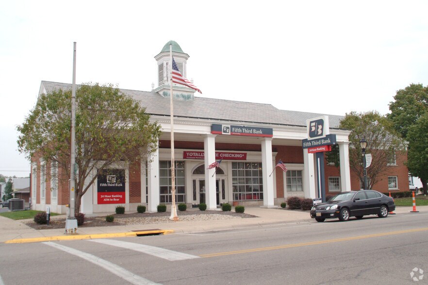 125 W Main St, Fairborn, OH à vendre - Photo du bâtiment - Image 2 de 4