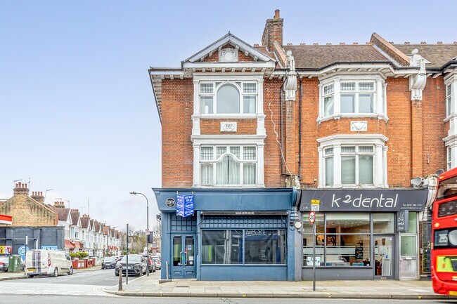 More details for 220 Fulham Palace Rd, London - Retail for Lease