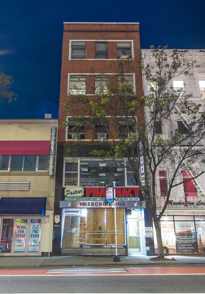 806 Lexington Ave, New York, NY for lease - Building Photo - Image 1 of 3