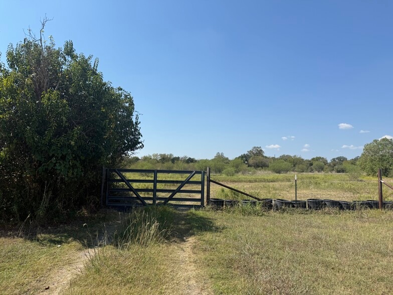 Scott St, Kyle, TX for sale - Building Photo - Image 3 of 11