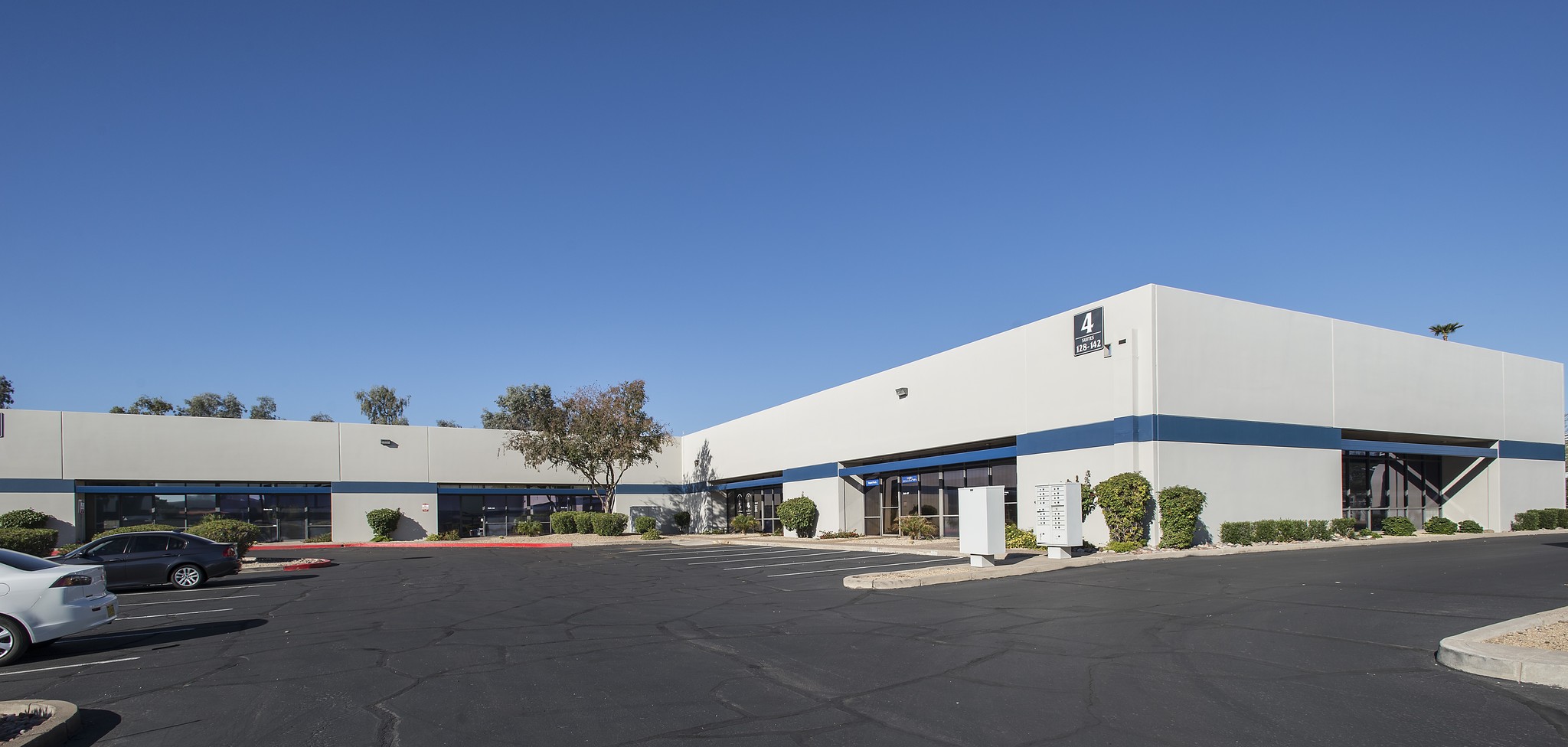 1833 W Main St, Mesa, AZ for lease Primary Photo- Image 1 of 5