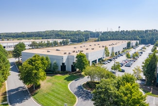 Plus de détails pour 215 Satellite Blvd, Suwanee, GA - Industriel à louer