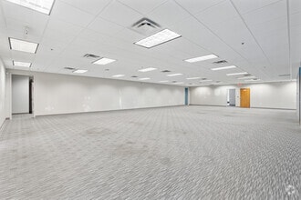1000 Holcomb Woods Pky, Roswell, GA for lease Interior Photo- Image 1 of 7