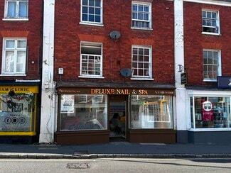 More details for 14 Market Sq, Buckingham - Retail for Sale