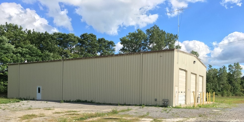 1363 Carlisle Ave, Bellefontaine, OH for lease - Building Photo - Image 3 of 5