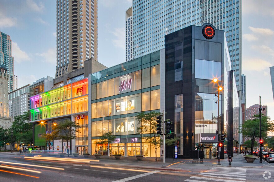 840 N Michigan Ave, Chicago, IL for lease - Primary Photo - Image 1 of 5