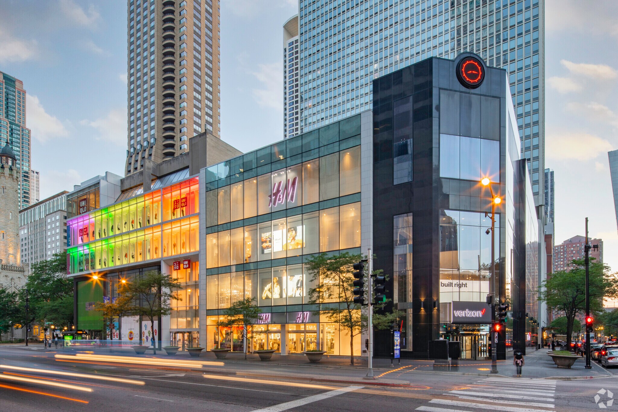 830 N Michigan Ave, Chicago, IL for lease Primary Photo- Image 1 of 6