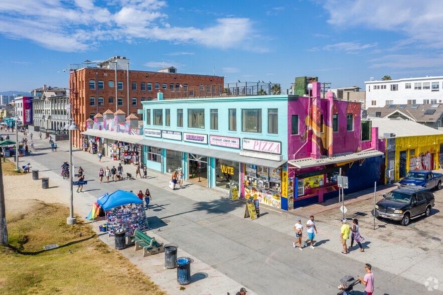 1011-1011 Ocean Front Walk, Venice, CA for sale - Building Photo - Image 2 of 31