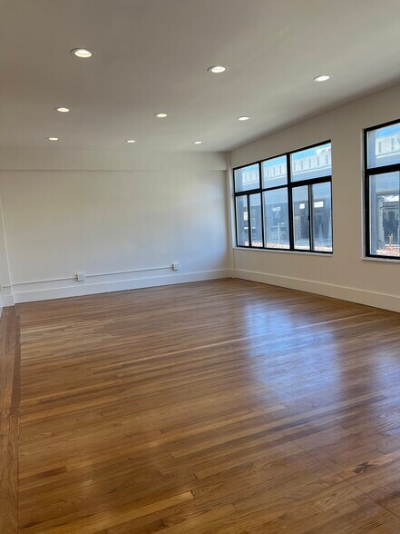 113-115 Stillman St, San Francisco, CA à louer - Photo du bâtiment - Image 3 de 16