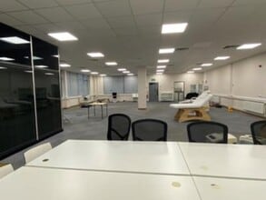 Station Rd, Irthlingborough, Irthlingborough à louer Photo intérieure- Image 1 de 6