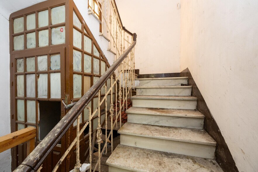 Immeuble residentiel dans Granada, Granada à vendre - Photo intérieure - Image 3 de 27