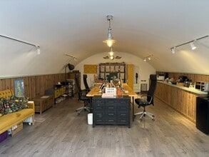 1 Watts Mews, London for lease Interior Photo- Image 1 of 5